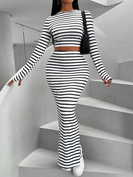 Compass round neck striped skirt set