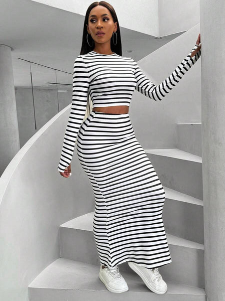 Compass round neck striped skirt set