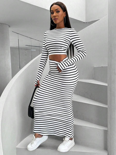 Compass round neck striped skirt set